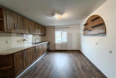 Apartament cu 3 camere decomandat în Central - 10