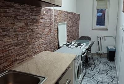 Garsonieră decomandată în Gară - 2