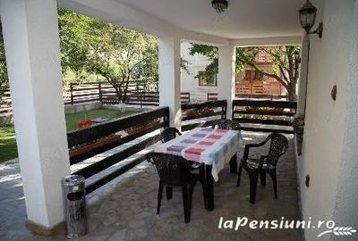 De vanzare casa pensiune - 3