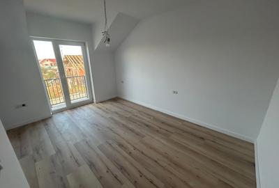 Duplex cu 4 camere cu Canalizare în Moșnița Nouă - 12