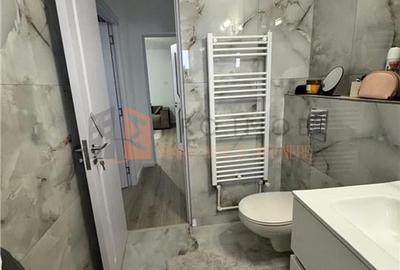 Apartament 2 camere cf 1 semidecomandat zona Brosteni - 8
