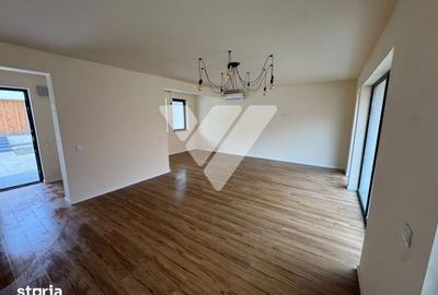 Casă cu 3 camere cu Teren 300 Mp în Sadu - 12