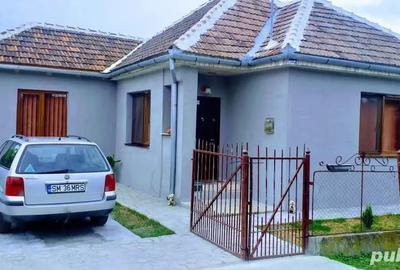 Casa de vinzare in Lazuri - 1