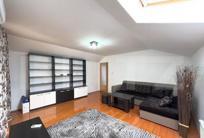 Apartament de vanzare cu 2 camere, decomandat 75 mp, - zona