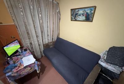 Apartament cu 3 camere semidecomandat, mobilat în Km 4