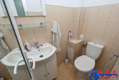 Apartament cu 3 camere decomandat în C5 - 5