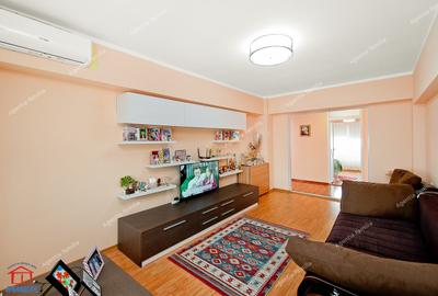 Apartament cu 4 camere decomandat, mobilat în Micro 20 - 2