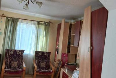Casa de vanzare 4 camere - 10