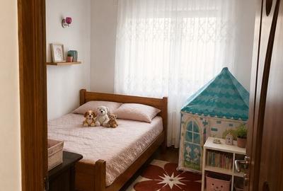 Casă cu 4 camere în Malu Mare - 4