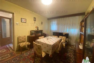 Apartament cu 3 camere decomandat în Abator - 3