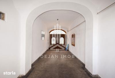 Apartament cu 8 camere în Ultracentral - 11