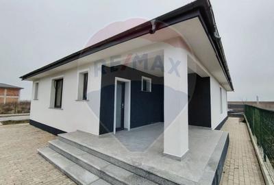 Casă cu 4 camere cu Teren 500 Mp în Vânători - 6