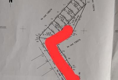 Teren de 250 mp, în Central - 3