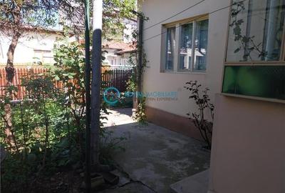 Royal Imobiliare-Vanzare Casa Zona Republicii - 2