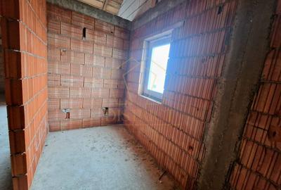 Duplex la rosu cu 3 camere | Mosnita Veche | Padurea Bistrei - 3