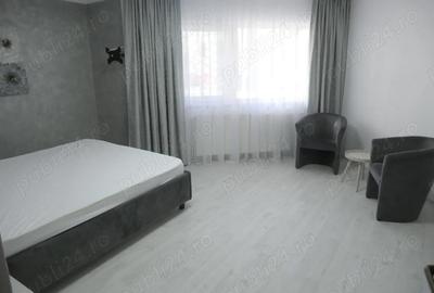 Garsonieră decomandată în Central - 2