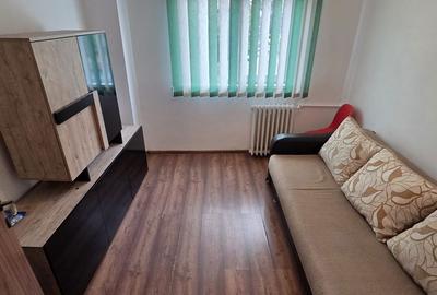 Apartament cu 3 camere decomandat în Circumvalațiunii - 12