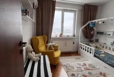 Apartament cu 3 camere decomandat în Vlahuță - 5