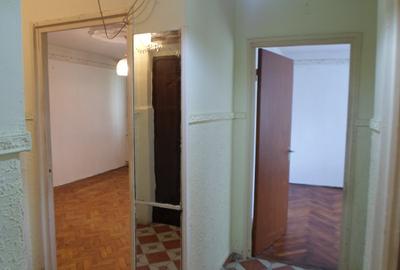 Apartament cu 3 camere decomandat în Cina - 7