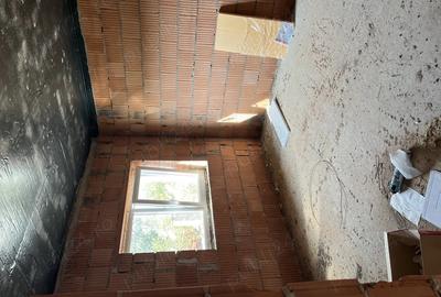 Vand casa Bazo?u Nou, Bucova? - 6