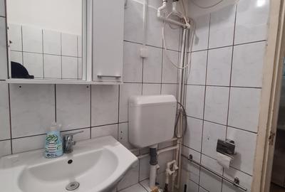 Garsonieră decomandată, mobilată în Văcăresti - 5