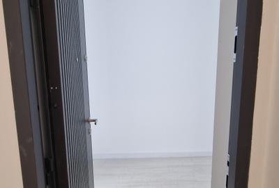 Apartament cu 3 camere semidecomandat în Timpuri Noi - 2