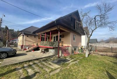 Casă cu 3 camere în Ferneziu - 6