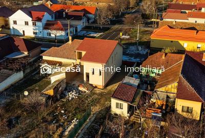 Casă individuală cu 4 camere cu Canalizare în Aradul Nou - 2
