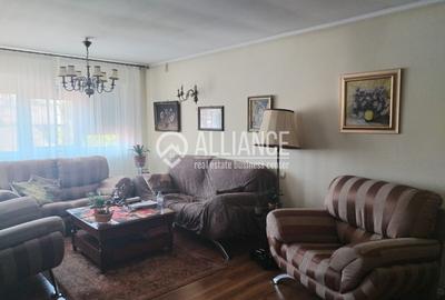 Casă individuală cu 7 camere cu Canalizare în Inel II - 1