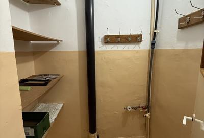 Apartament cu 3 camere decomandat în - 6