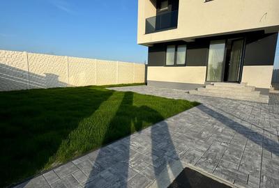 Casă individuală modernă – 110 mp utili + 180 mp curte - 2