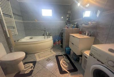 Casă cu 5 camere cu Teren 500 Mp în Șimnicu de Sus - 15