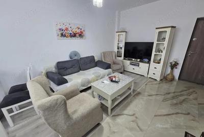 Gradina. Mobilat si utilat complet. 2 Bai. Aproape de Eso.