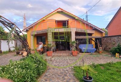 Casă individuală cu 4 camere cu Piscina în Bariera Vâlcii