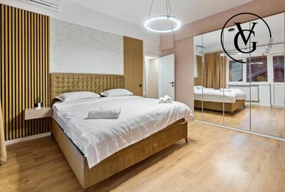 Apartament cu 4 camere semidecomandat, mobilat în Universitate