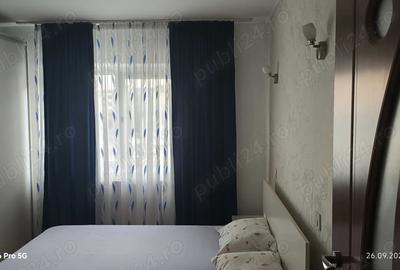 Vand Apartament 3 camere - 2