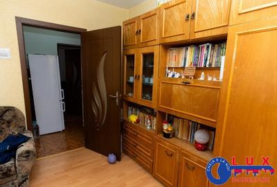 ID 3608 Apartament 3 camere de vanzare *Str. I.L.Caragiale - 11