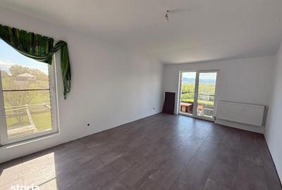 Casă cu 3 camere cu Teren 1270 Mp în Ciugud - 1