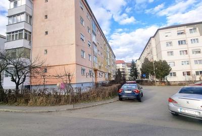 Apartament cu 3 camere decomandat, mobilat în Hipodrom 2 - 9