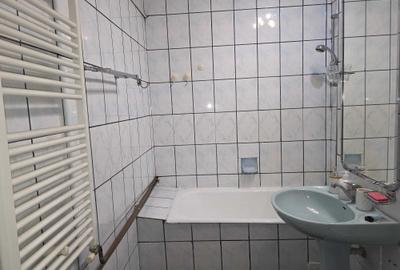 Garsonieră decomandată în Popa Șapcă