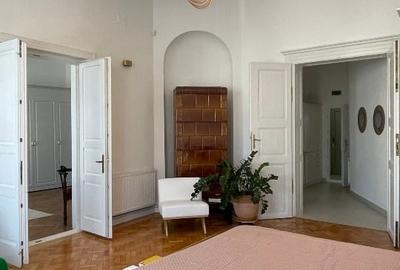Apartament cu 4 camere circular, mobilat în Central - 3