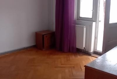 Apartament cu 3 camere decomandat în Lipovei - 5