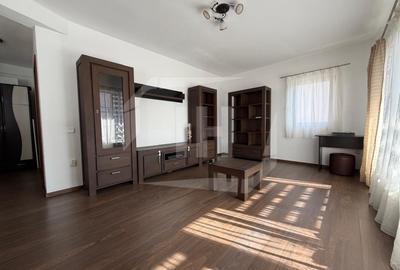 Apartament cu 2 camere semidecomandat, mobilat în Bună Ziua