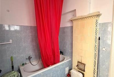 Apartament cu 4 camere semidecomandat, mobilat în Central - 15