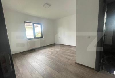 Casa de vanzare, 4 camere, 145 mp, 750 mp teren, zona - Unir - 1