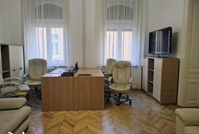 Apartament cu 2 camere semidecomandat, mobilat în Central - 2