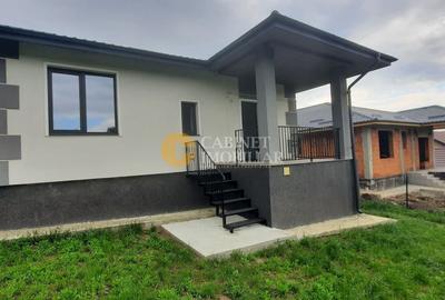 Casă individuală cu 4 camere cu Canalizare în Valea Adâncă - 18