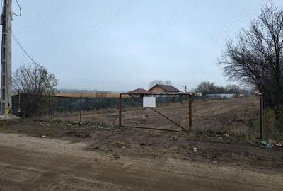 Teren de 1250 mp, în Nanov - 2