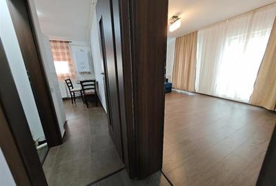 Apartament cu 2 camere decomandat, mobilat în Tractorul - 10