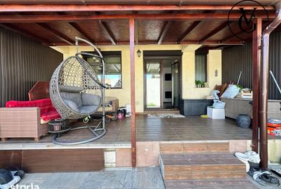 Casă cu 4 camere decomandat cu Teren 143 Mp în Palazu Mare